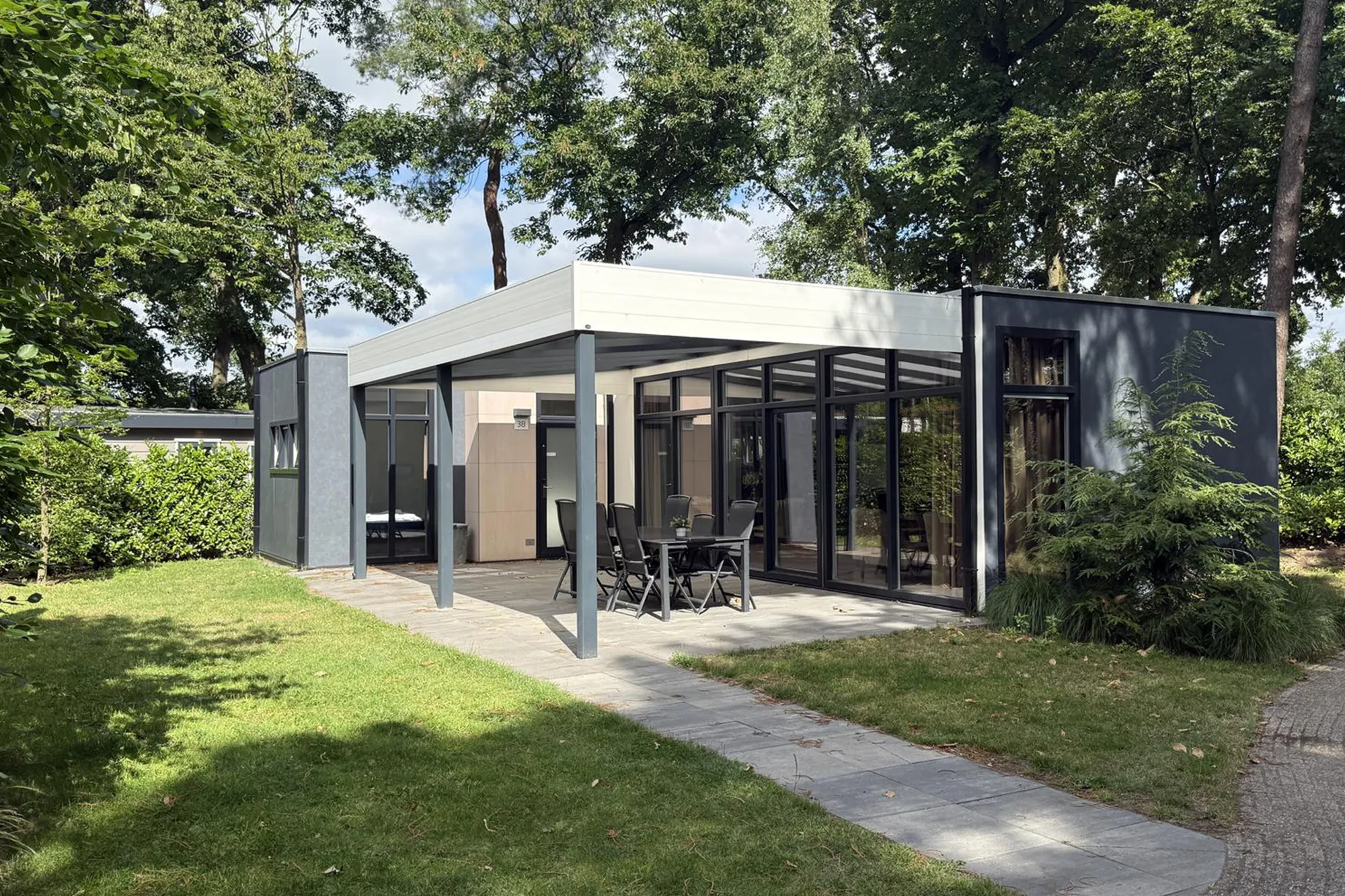 Thuisbouwers - Houten Chalet Recreatiewoning